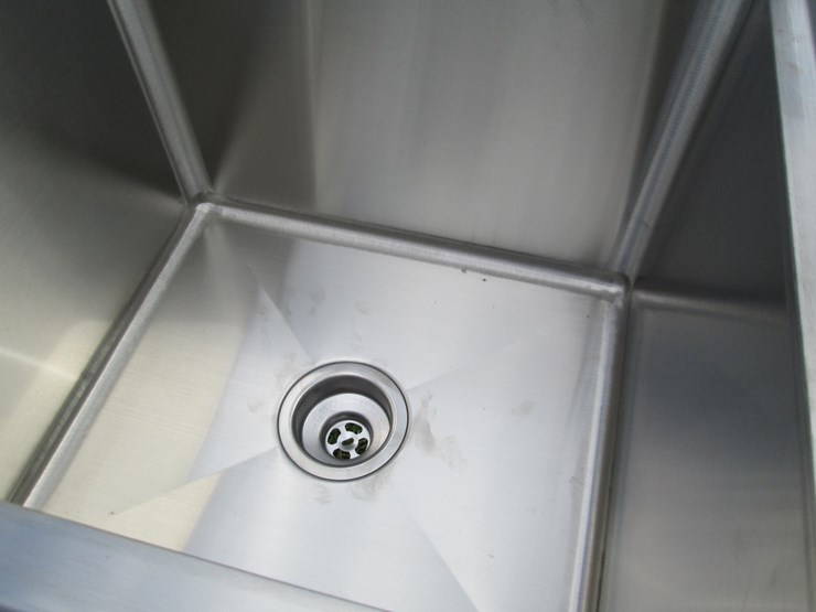 #45975-•-unused-trinty-stainless-steel-sink-image-3