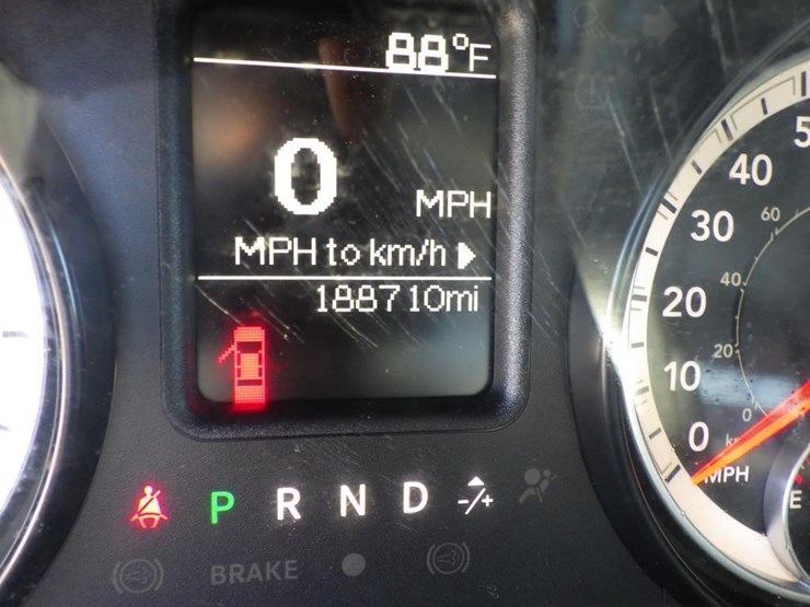 2016-dodge-1500-image-14