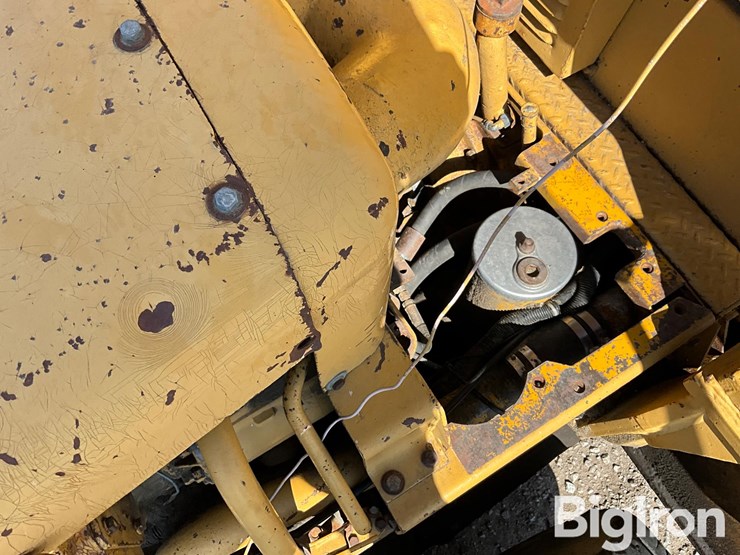 caterpillar-988-image-12