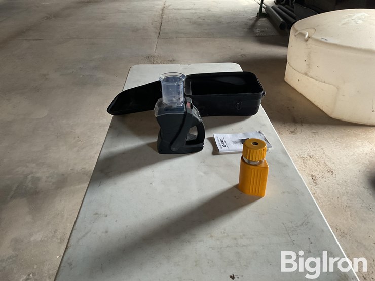 john-deere,-ag-mac-moisture-testers-image-4
