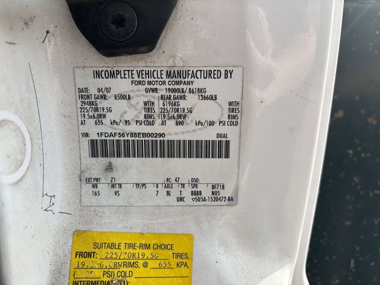 2008-ford-f550-image-33