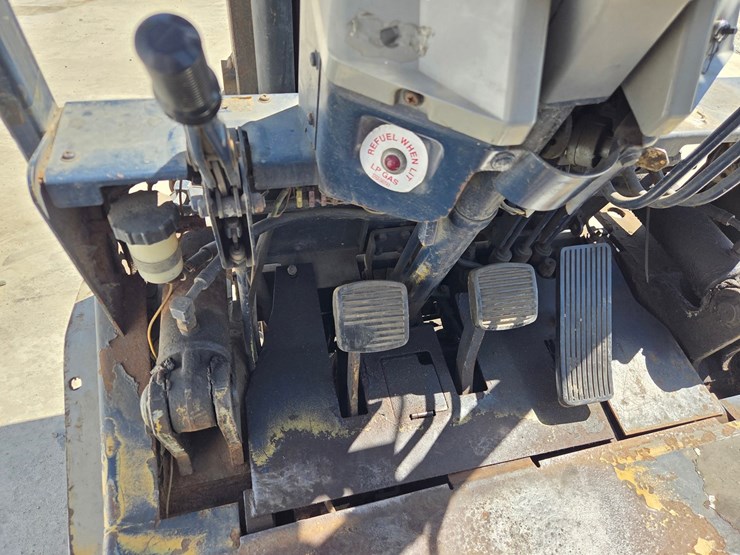 komatsu-fg25t-11-image-41