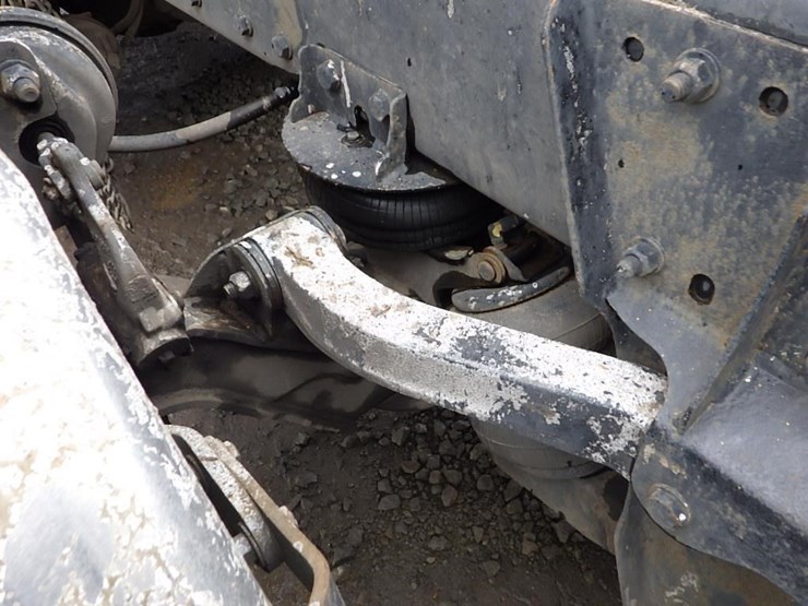 2017-kenworth-t800-image-38