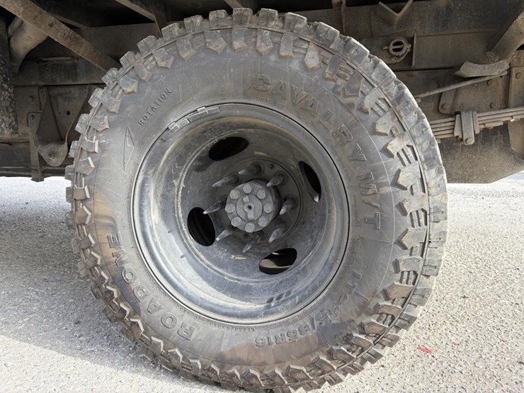 1997-chevrolet-cheyenne-3500-image-5