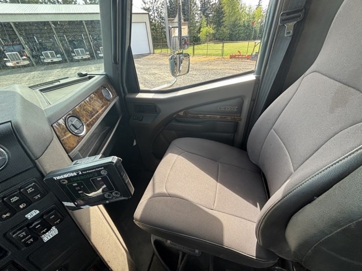 2022-international-hx520-image-34