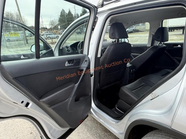 2016-volkswagen-tiguan-image-22