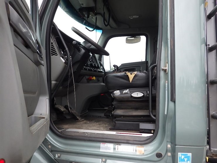 2019-kenworth-t880-image-83