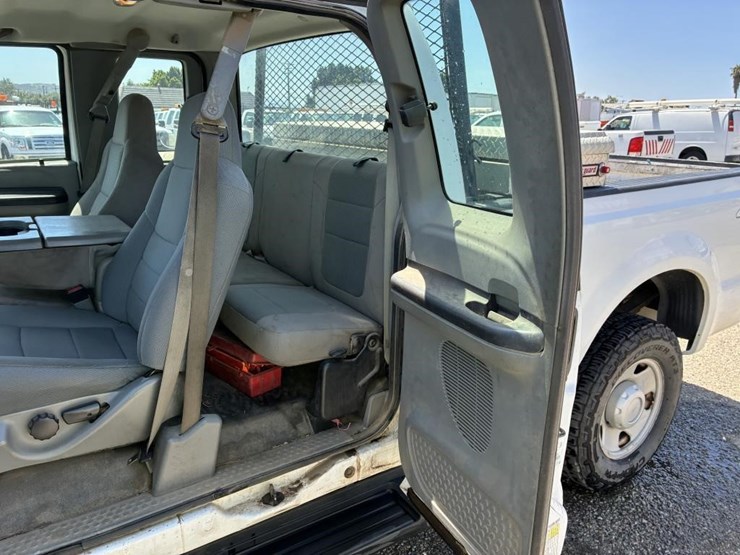 2007-ford-f250-image-11