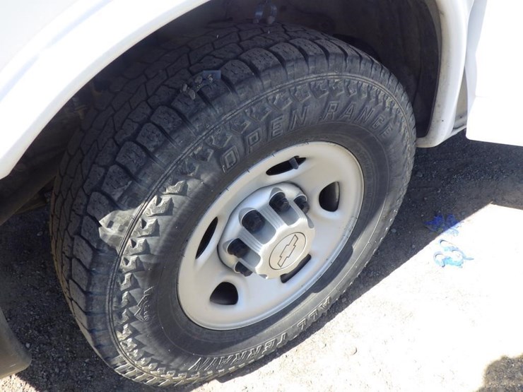 2016-chevrolet-express-2500-image-13