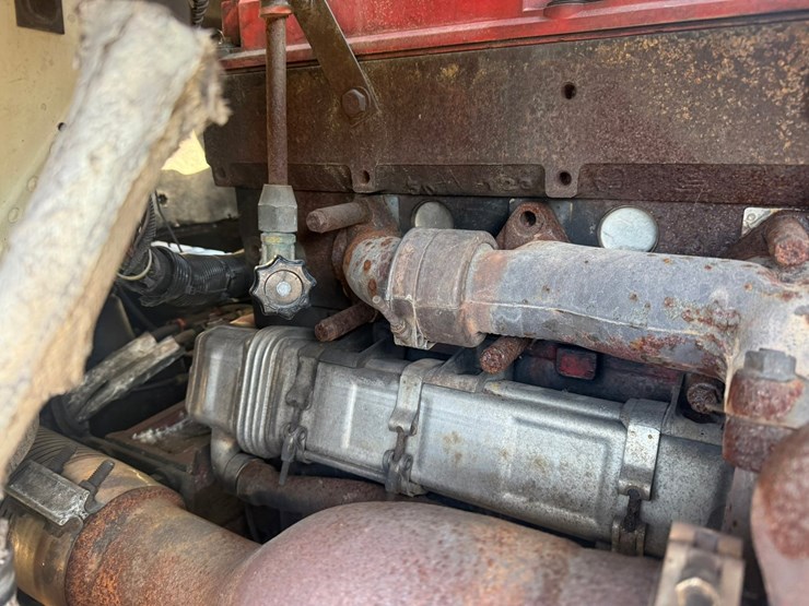 #1262-•-2004-international-9400i-6x4-sleeper-cab-truck-tractor-image-23