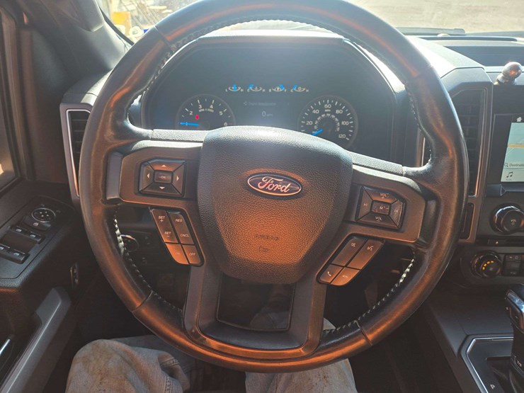 2017-ford-f150-xl-image-18