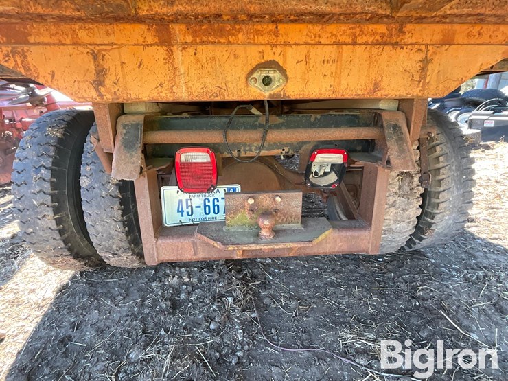 1976-chevrolet-c60-image-9