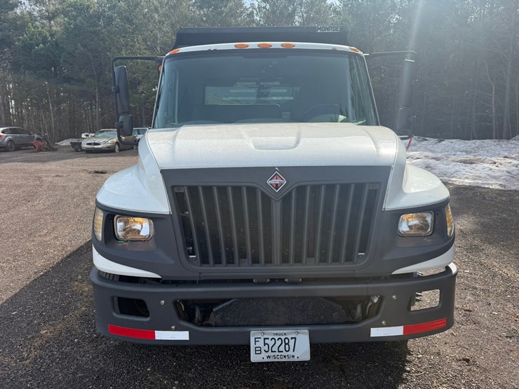 2011-international-terrastar-image-8