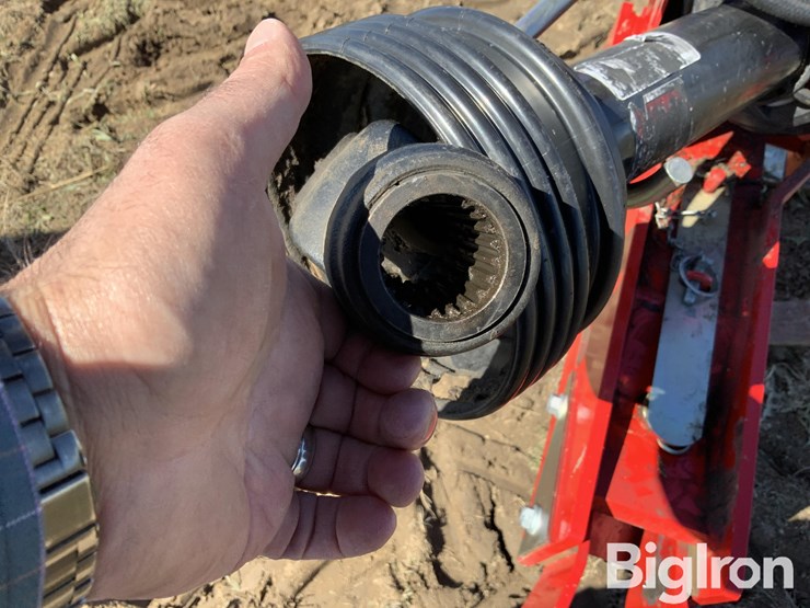 2023-massey-ferguson-1393-image-10