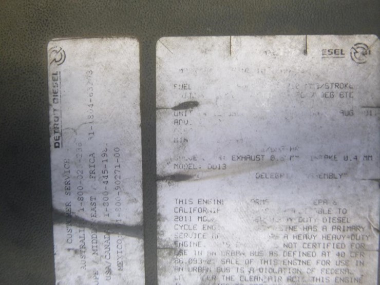 2012-freightliner-m2-s/a-truck-tractor-image-19