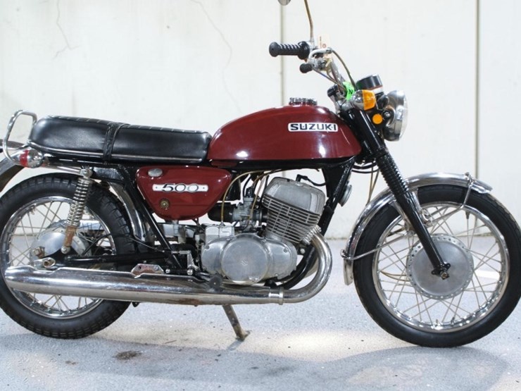 1971-suzuki-t500-titan-motorcycle-image-1