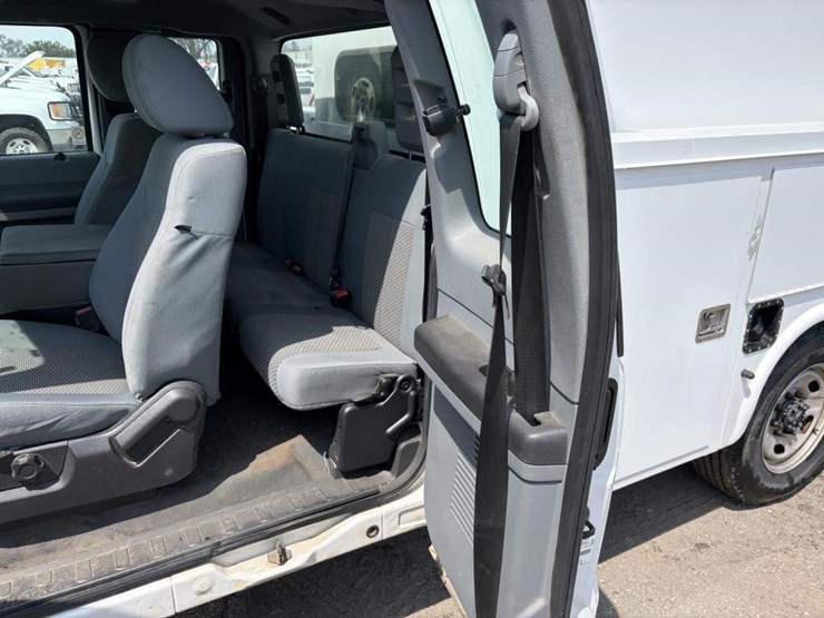 2015-ford-f250-image-12