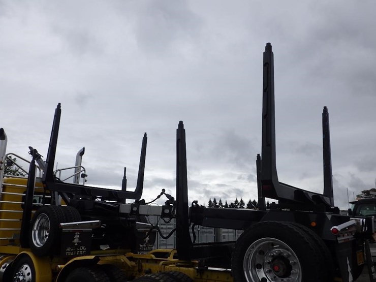 2016-kenworth-w900-image-12