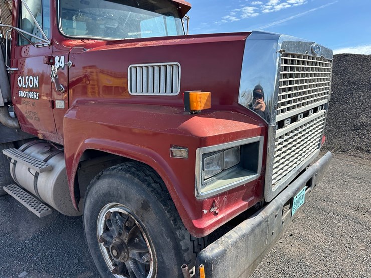 1984-ford-tractor-image-22