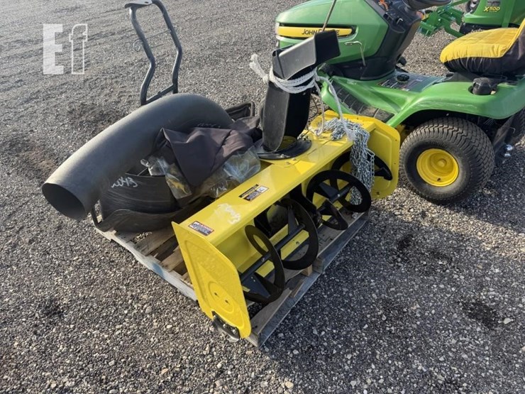 john-deere-x300-image-4