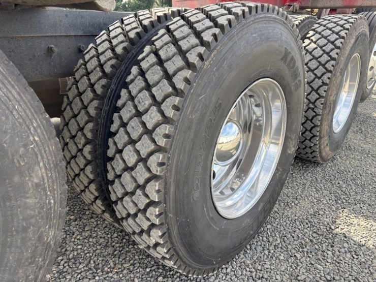 2006-kenworth-t880-image-11