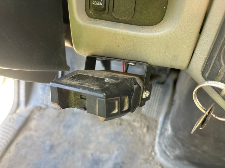 2009-international-durastar-4300-image-48