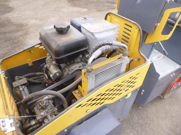 2024-sdlool-tr1000-tandem-vibratory-roller-image-23