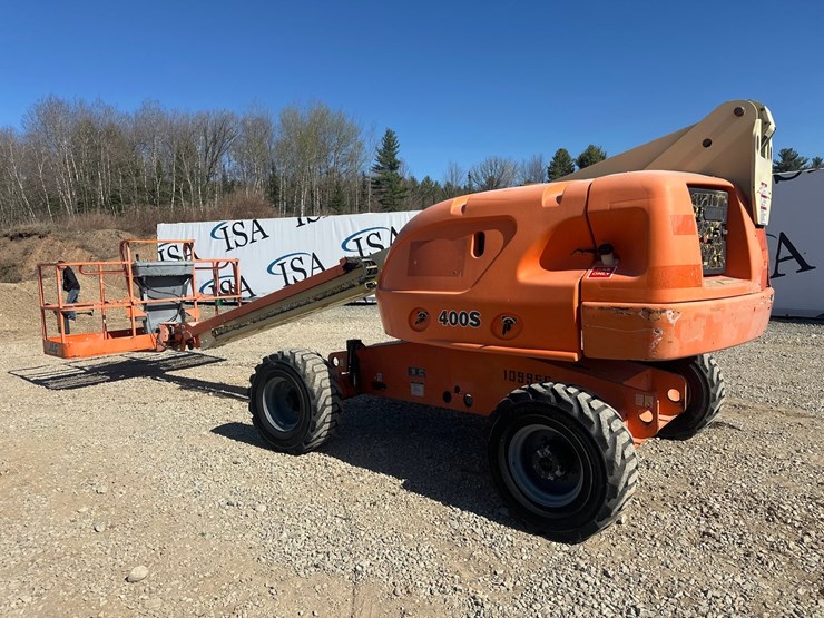 2007-jlg-400s-image-3