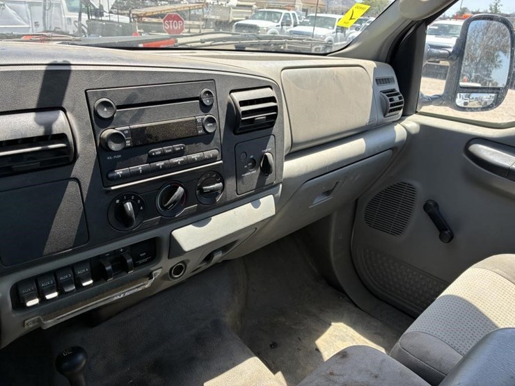 2007-ford-f250-image-16