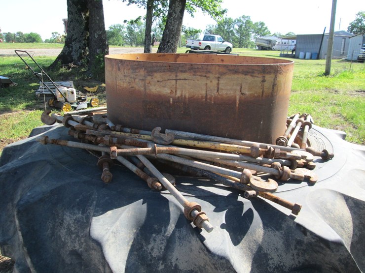 #46193-•-lot-of-(4)-goodyear-18.4-38-duals-rims-image-6