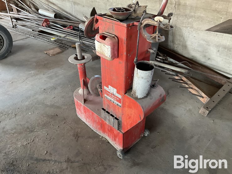 may-m62-b-tire-matic-tire-changer-image-7