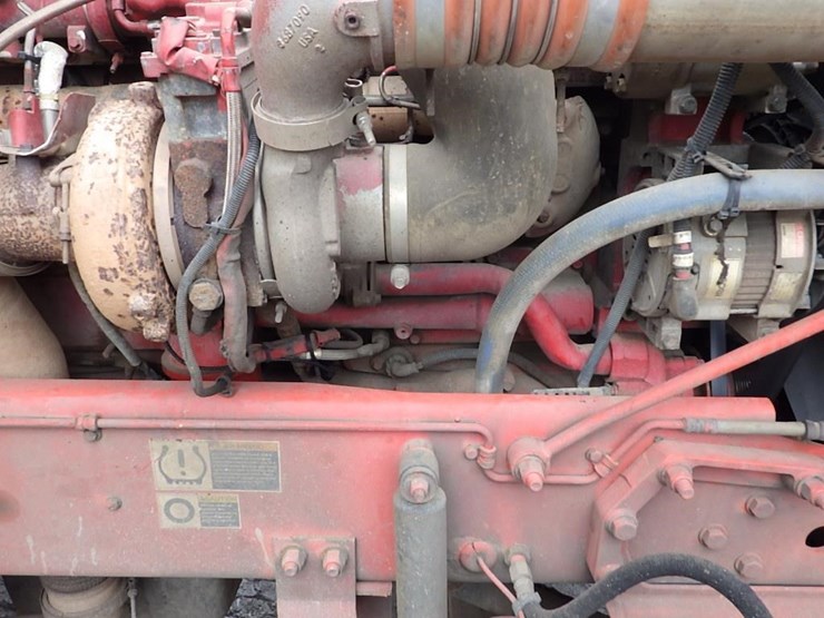 2016-peterbilt-3-axle-logging-truck-image-67