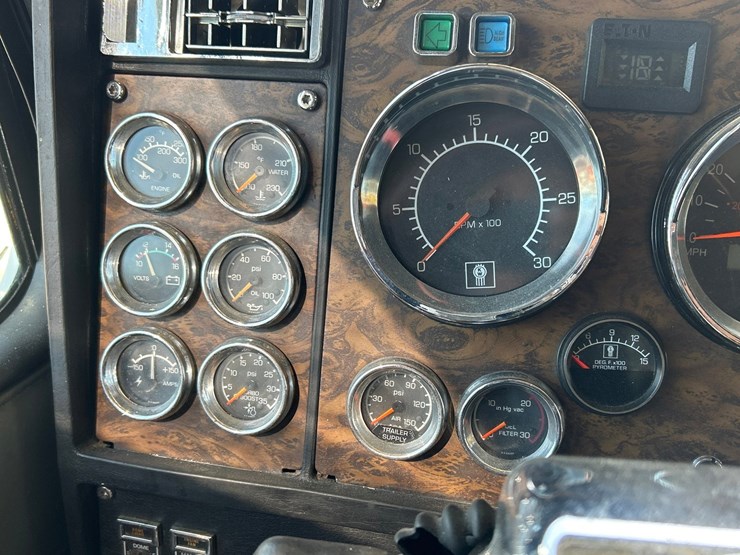 1999-kenworth-t600-image-81