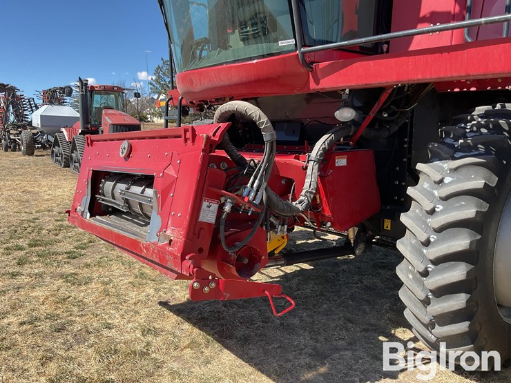 2011-case-ih-6088-image-12