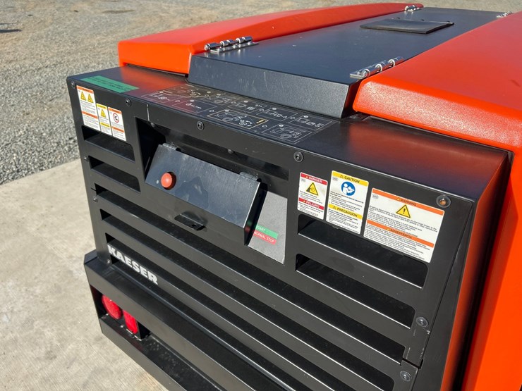 2023-massey-ferguson-8-image-18