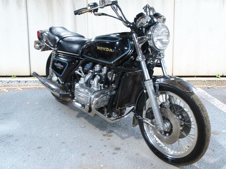 1977-honda-gl1000-gold-wing-motorcycle-image-2