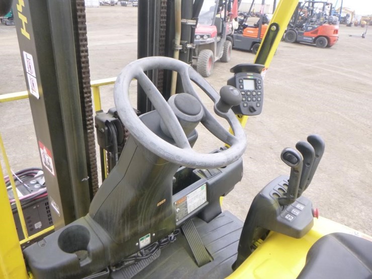 hyster-j35xnt-forklift-image-17