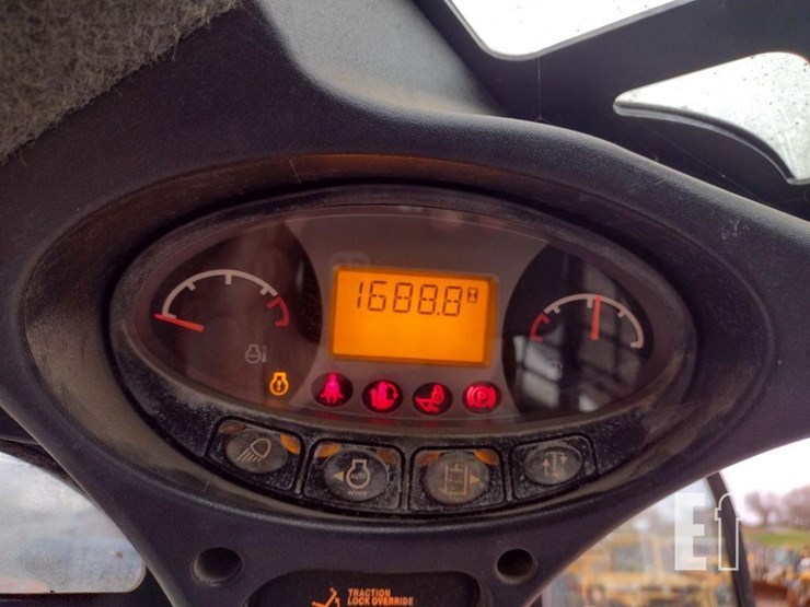 2017-bobcat-t595-image-6