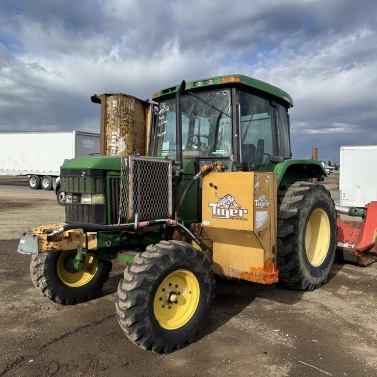 2001 JOHN DEERE 6410