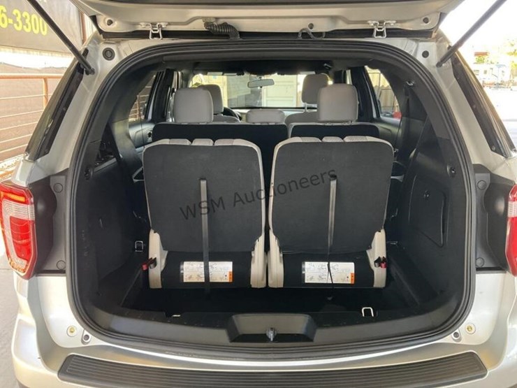 2018-ford-explorer-image-9