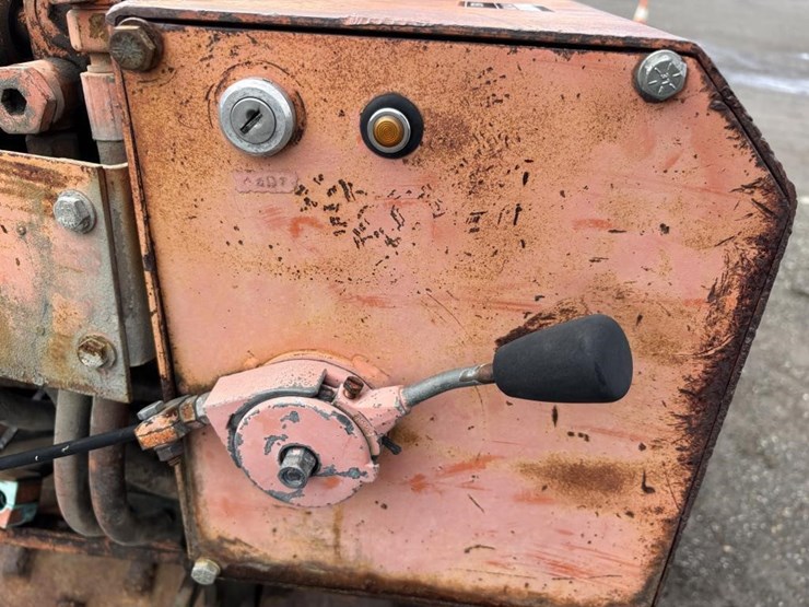 rammax-tandem-vibratory-trench-roller-image-17