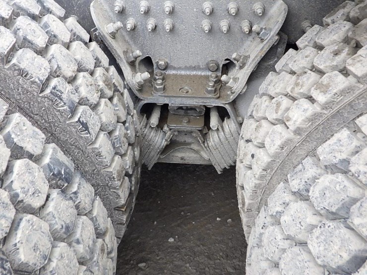 2019-kenworth-t880-image-35