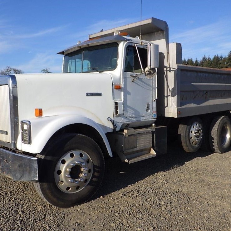 1999 INTERNATIONAL 9300