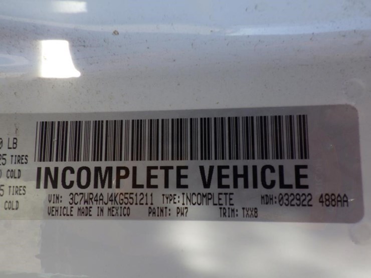 2019-dodge-2500-image-17