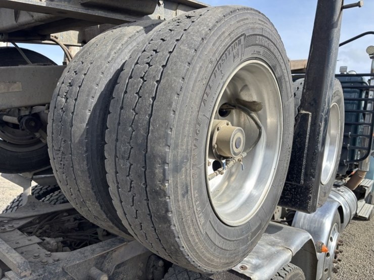 2022-international-hx520-image-45