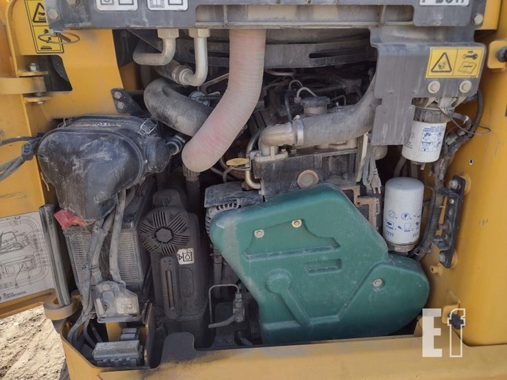 2015-volvo-mct125c-image-32