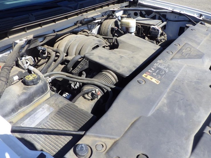 2018-chevrolet-1500-image-9