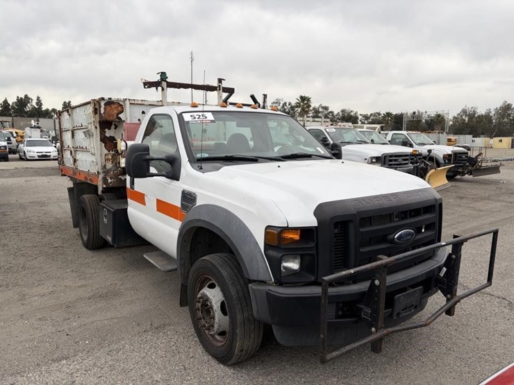 2010-ford-f450-image-2