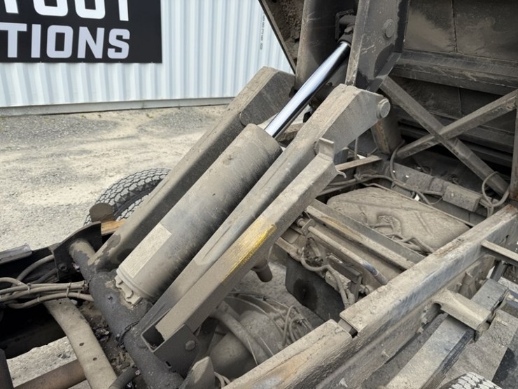 2013-liftmoore-3200ree-image-26