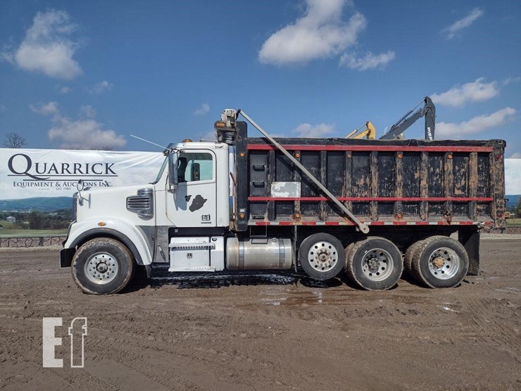 2012-freightliner-122sd-image-1